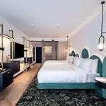 Doubletree By Hilton Centre Iconic 4*
