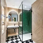 Doubletree By Hilton Centre Iconic 4* Nice