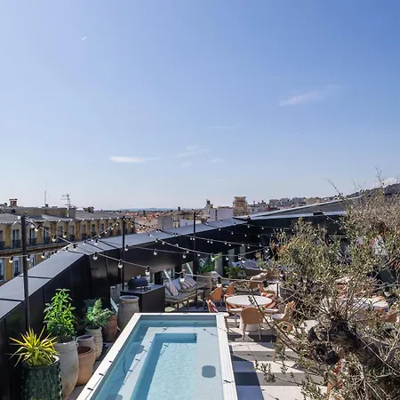 Hotell Doubletree By Hilton Centre Iconic 4*