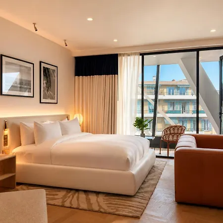 Hotell Doubletree By Hilton Centre Iconic Nice