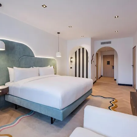 Hotell Doubletree By Hilton Centre Iconic 4*