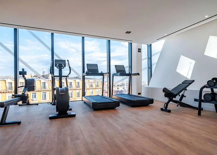 Hotel Doubletree By Hilton Centre Iconic 4*