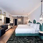 Doubletree By Hilton Centre Iconic Νίκαια