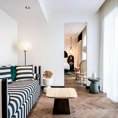 Doubletree By Hilton Centre Iconic 4* ניס
