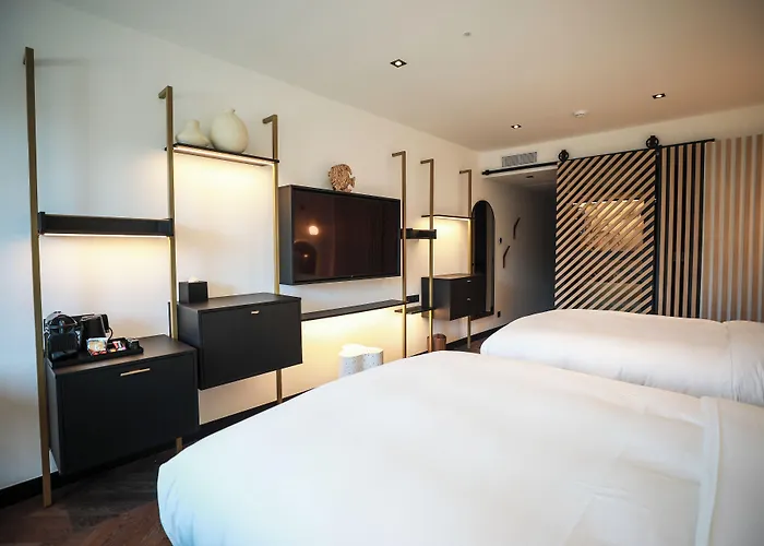 Doubletree By Hilton Centre Iconic Nice